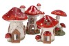 WONDERLAND RED MUSHROOM HOUSES  ASS 28X25X38CM
