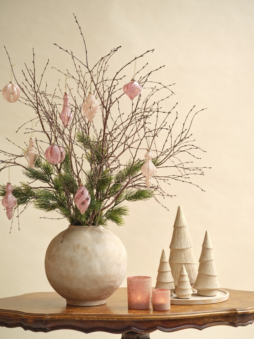 crowned christmas 0375